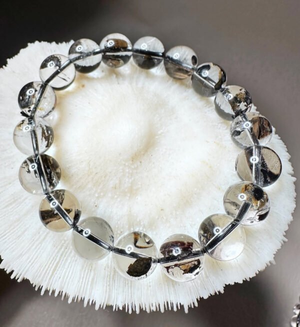 Clear pearl natural crystal