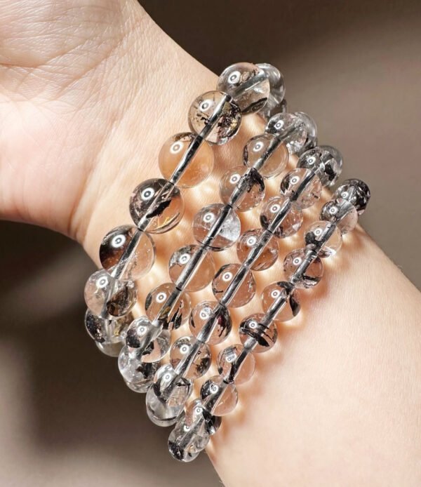 Clear pearl natural crystal